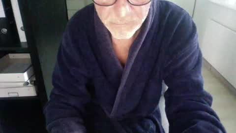 Snapshot of tiburzio chatting on 01.14.25 tiburzio online show from 01.14.25