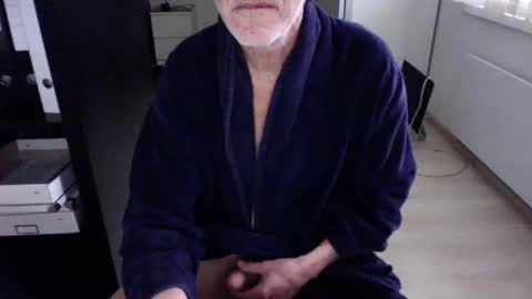 Snapshot of tiburzio chatting on 01.23.25 tiburzio online show from 01.23.25