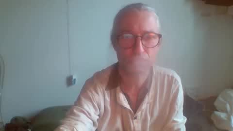 tiddles12345 online show from 04.13.26