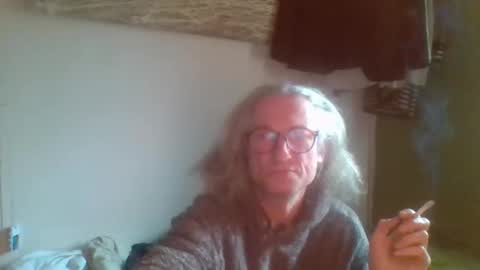 tiddles12345 online show from 04.14.26