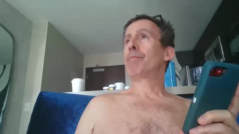 JustMe online show from 01.11.25