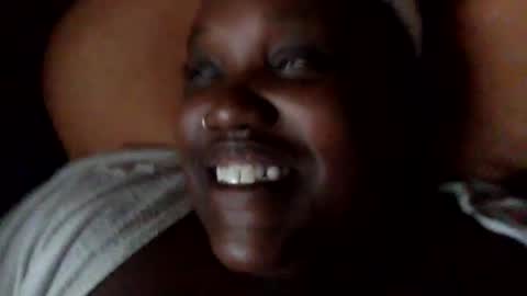 Tierra Henri online show from 12.10.24