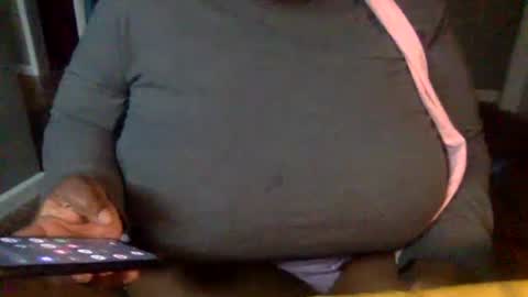 Tierra Henri online show from 02.06.25