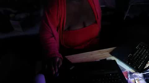 Tierra Henri online show from 11.24.25