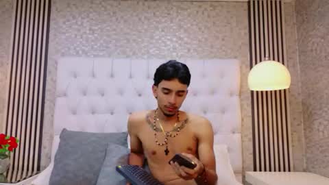 Ethan and Tifanny online show from 03.04.26