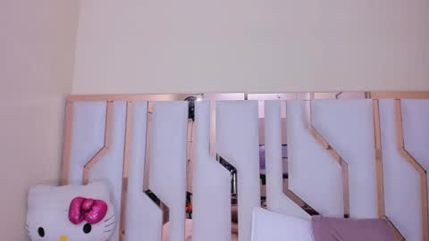    online show from 09.19.25