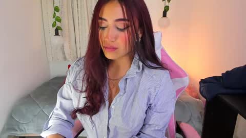 Snapshot of tifanyrose1 chatting on 01.24.25 Tiffany online show from 01.24.25