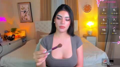 Snapshot of tiffany_cams chatting on 11.24.25 Tiffany online show from 11.24.25