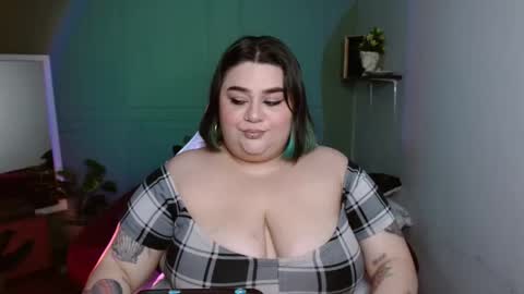 dont forget ask for custom vids  online show from 01.14.25