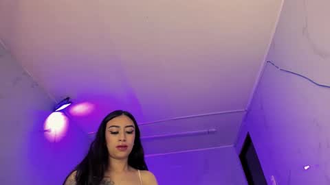 TiffanyDream8 online show from 05.21.26