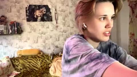 Tiffany online show from 04.12.26