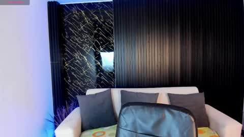 tiffanyhoustton online show from 04.09.26