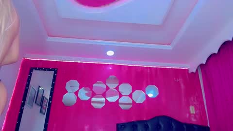 Snapshot of tiffanymackensyy69 chatting on 10.30.25 tiffanymackensyy69 online show from 10.30.25