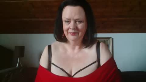 TiffanyMature online show from 09.28.25