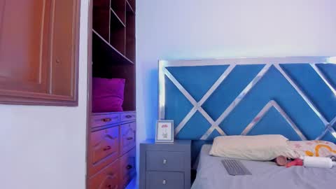 Snapshot of tiffanymiller01 chatting on 11.21.25 Tiffany Miller online show from 11.21.25