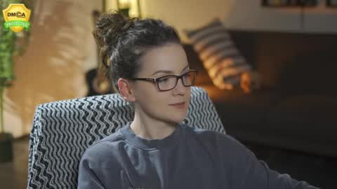 tiffanyriox online show from 04.16.26