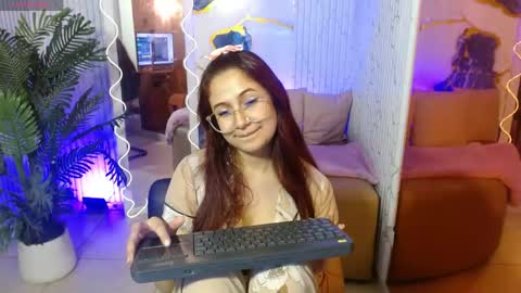 Tiiana online show from 04.15.26