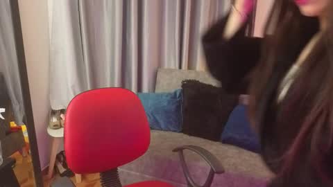 Snapshot of tiinajonus_ chatting on 02.19.26 tiinajonus_ online show from 02.19.26