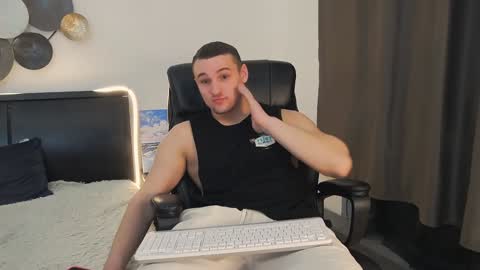 Snapshot of tim_mart chatting on 01.06.25 ask me online show from 01.06.25