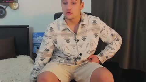 Snapshot of tim_mart chatting on 01.15.25 ask me online show from 01.15.25