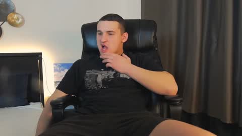 Snapshot of tim_mart chatting on 02.03.25 ask me online show from 02.03.25