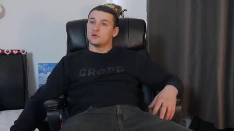 Snapshot of tim_mart chatting on 02.17.25 ask me online show from 02.17.25