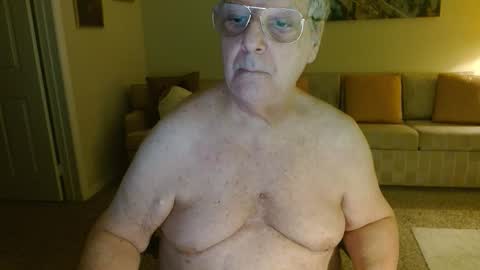 Snapshot of timealone120000 chatting on 12.05.25 timealone120000 online show from 12.05.25