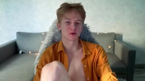 Snapshot of timmy7topcut chatting on 10.27.25 Timmy online show from 10.27.25