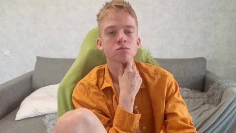 Snapshot of timmy7topcut chatting on 11.17.25 Timmy online show from 11.17.25