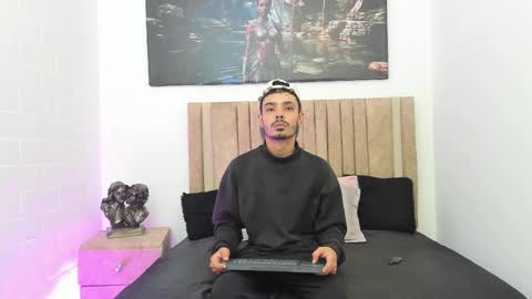 Evans  online show from 11.04.25