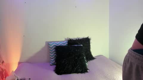 Timothy 21 years old online show from 12.20.25