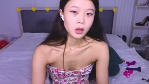 tina__kim online show from 02.05.25