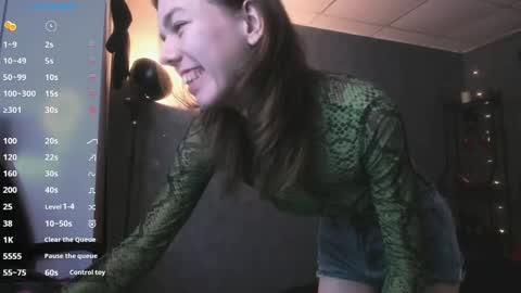 Tina Tayllor MY SHEDULEMondayTuesdaySaturdaySunday online show from 12.03.24