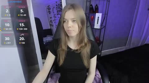 Tina Tayllor MY SHEDULEMondayTuesdaySaturdaySunday online show from 11.09.25