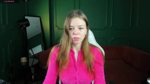 Snapshot of tina_tayllor__ chatting on 02.01.26 tina_tayllor__ online show from 02.01.26