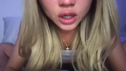 Snapshot of tina_xoxo_ chatting on 01.13.25 tina_xoxo_ online show from 01.13.25