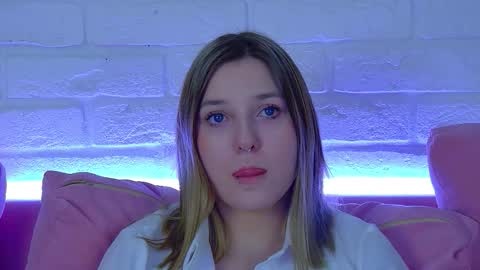 TinaBurton online show from 03.09.26