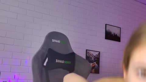 Tina Davil online show from 02.19.26