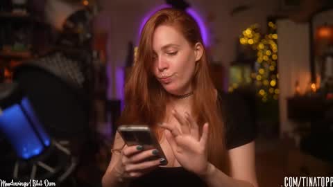 Snapshot of tinatopp chatting on 10.12.25 Tina - online show from 10.12.25
