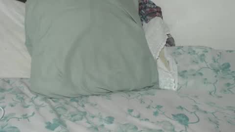 Snapshot of tinaxxxpetitexoxo chatting on 01.18.26 Tina online show from 01.18.26