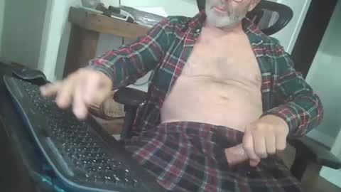 Snapshot of tincup430 chatting on 09.19.25 5 day load on deck online show from 09.19.25