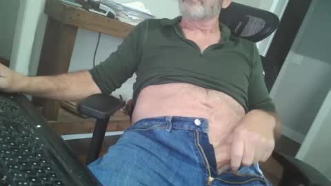 Snapshot of tincup430 chatting on 12.02.25 5 day load on deck online show from 12.02.25