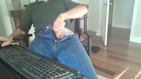 Snapshot of tincup430 chatting on 12.15.25 5 day load on deck online show from 12.15.25