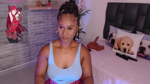 Tinna Goddess online show from 03.08.25