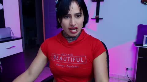 Snapshot of tinnadawson chatting on 01.09.25 I AM BELLA ----------- follow my IG TINNS 69 online show from 01.09.25