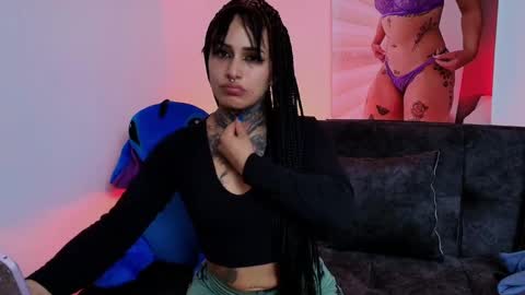 Snapshot of tinnadawson chatting on 02.13.25 I AM BELLA ----------- follow my IG TINNS 69 online show from 02.13.25