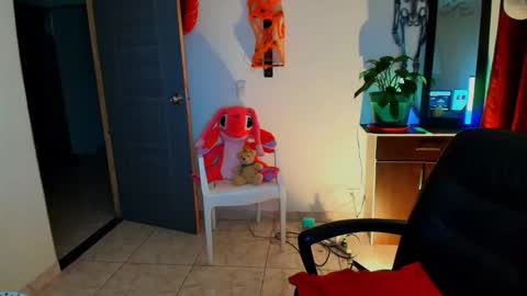 I AM BELLA  ----------- follow my  IG  TINNS 69 online show from 10.25.25