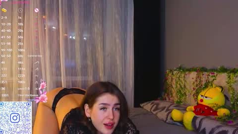 Molly online show from 12.21.25