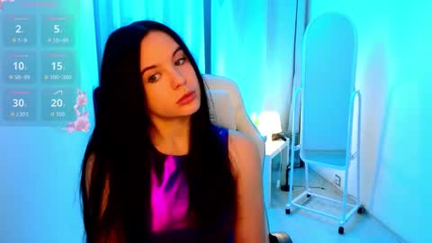 RebeccaBlooms online show from 10.14.25