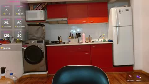 Tiny Caroline online show from 01.17.25